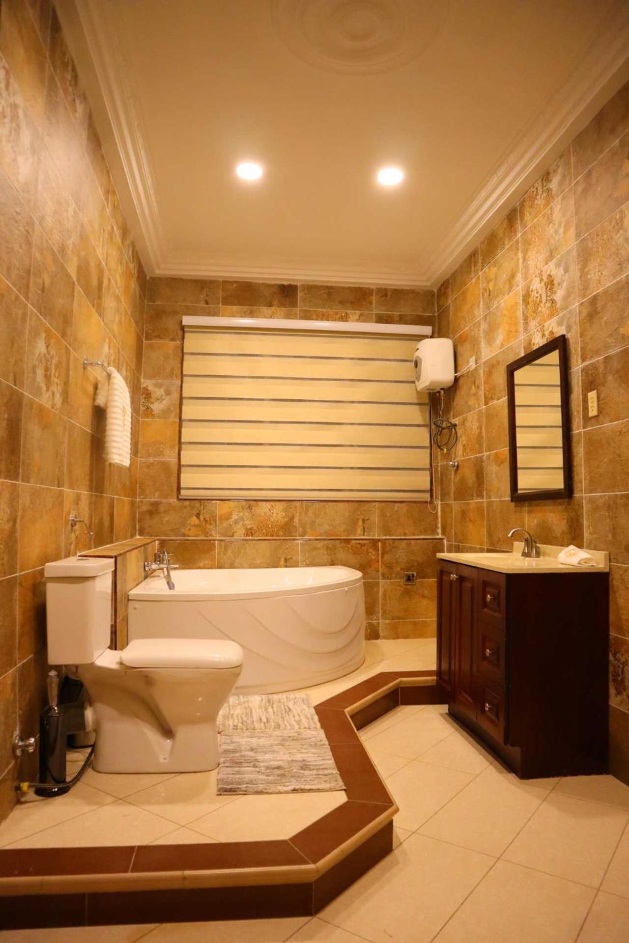 קומסי Labev Hotel מראה חיצוני תמונה