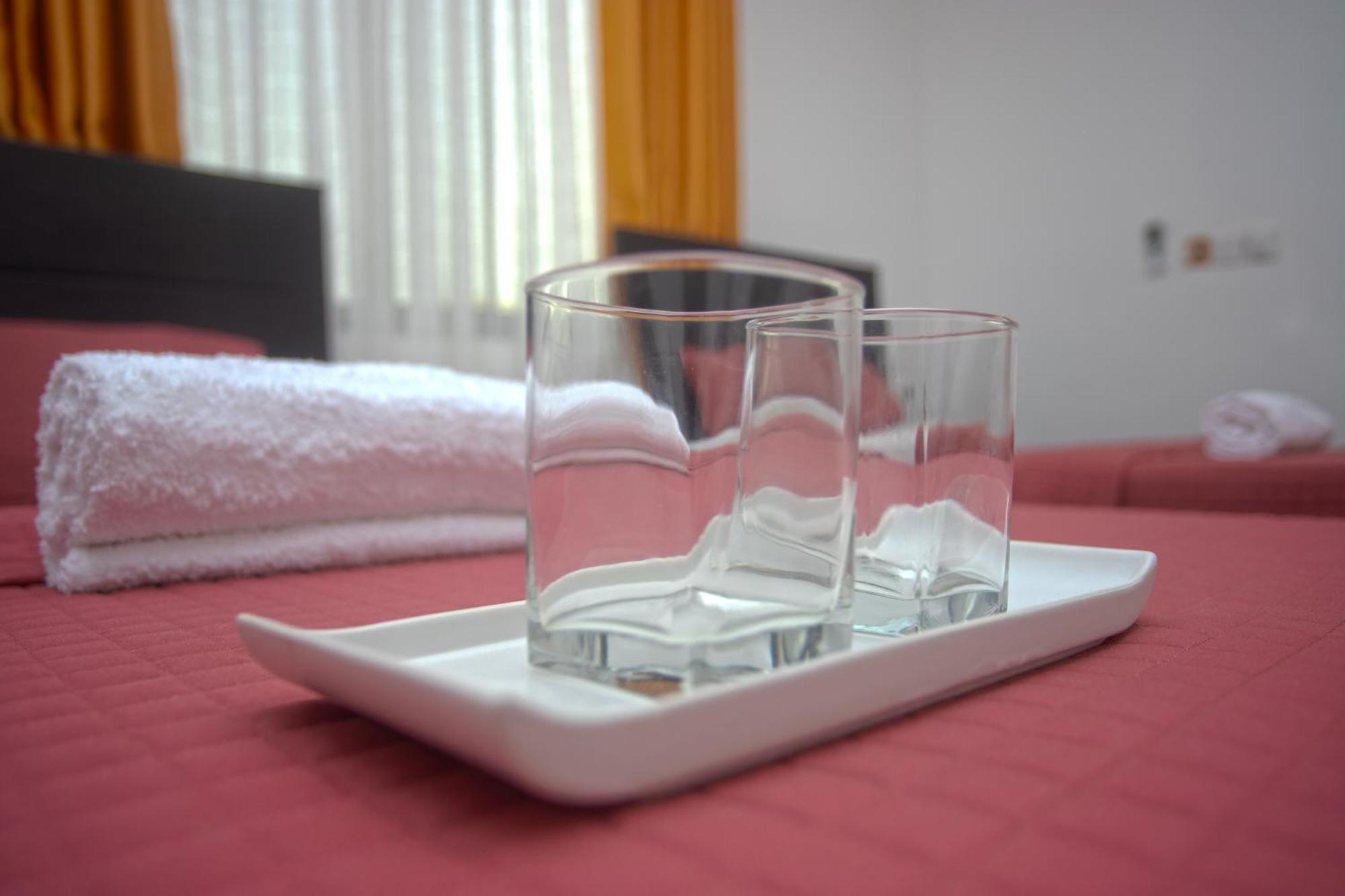 קומסי Labev Hotel מראה חיצוני תמונה