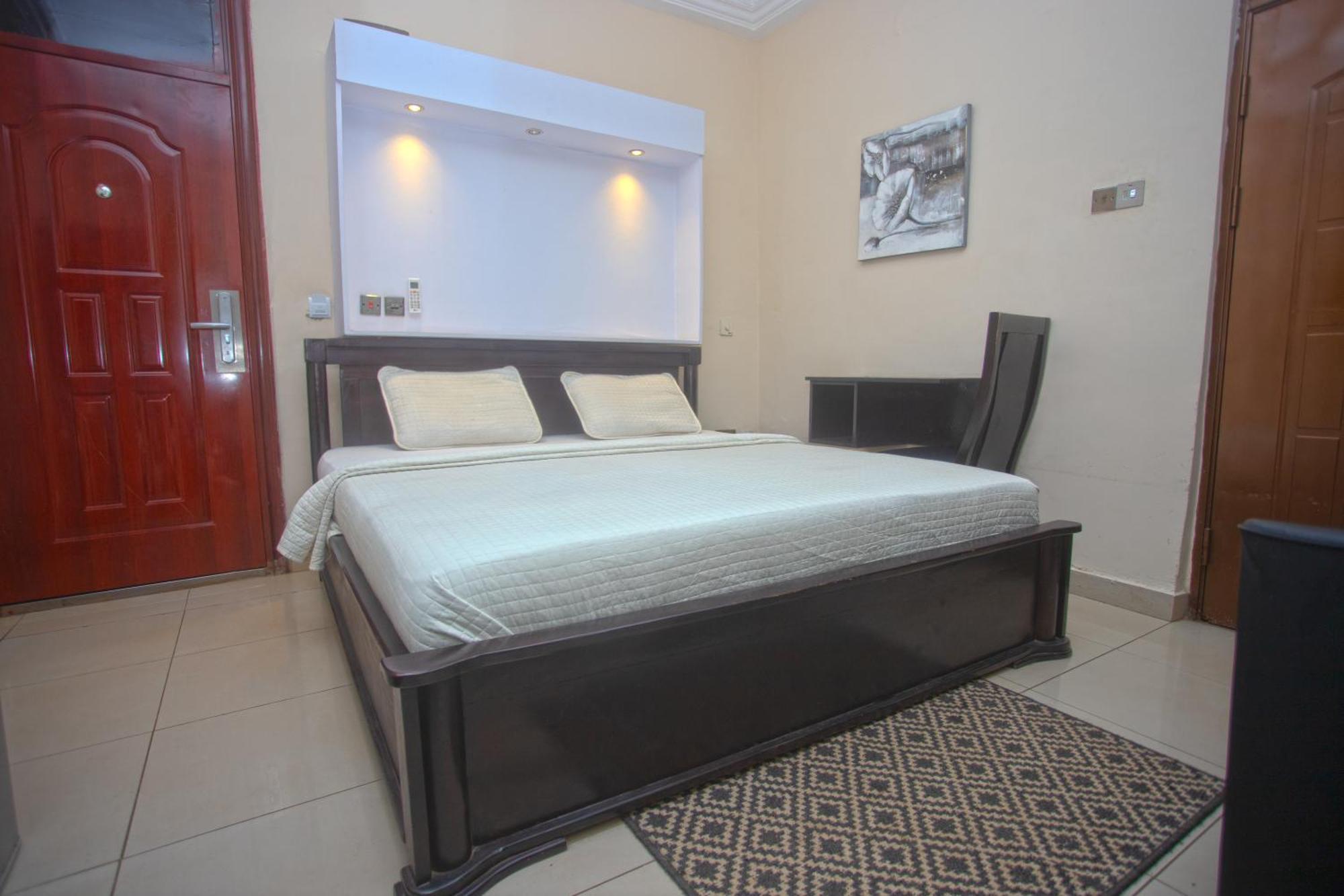קומסי Labev Hotel מראה חיצוני תמונה