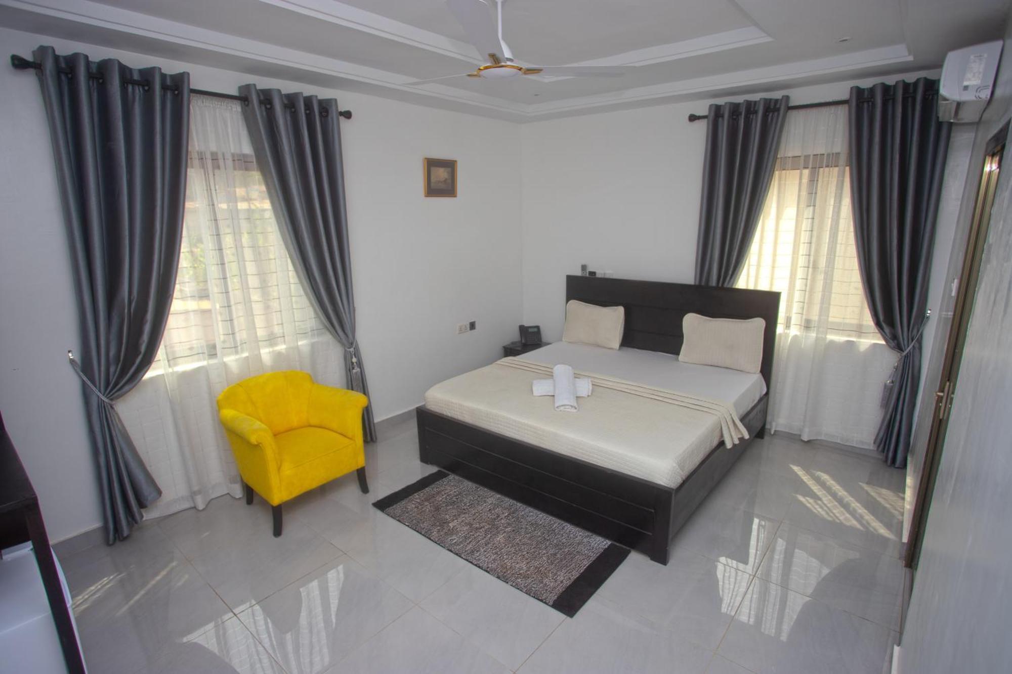 קומסי Labev Hotel מראה חיצוני תמונה