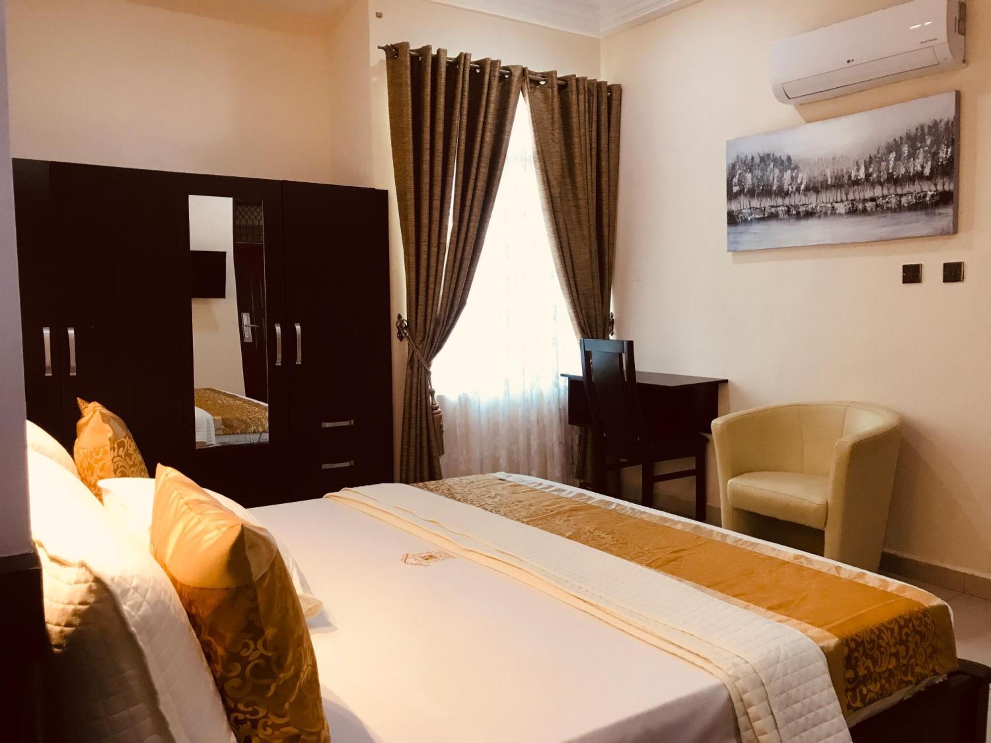 קומסי Labev Hotel מראה חיצוני תמונה
